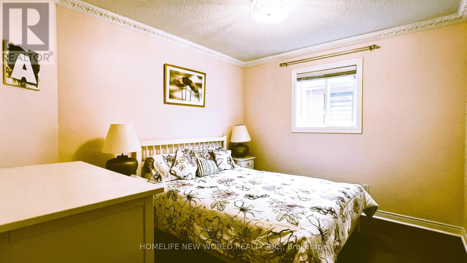 2326 Yorktown Circle, Mississauga, Ontario  L5M 5Y2 - Photo 24 - W13497084