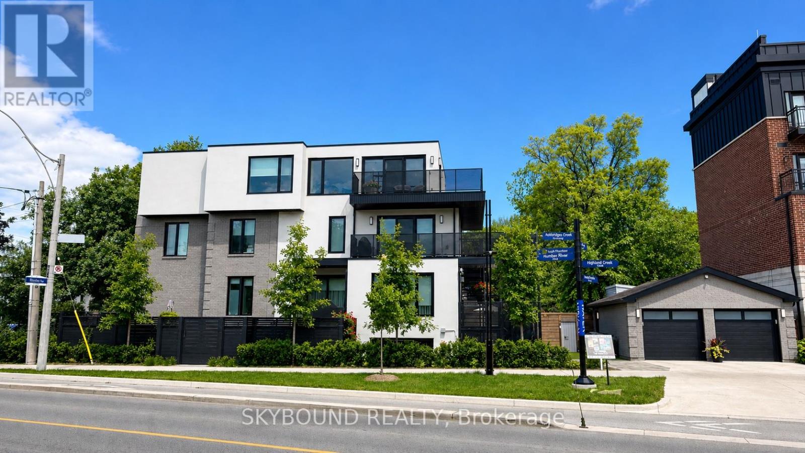 4 - 109 RHODES AVENUE, Toronto, Ontario