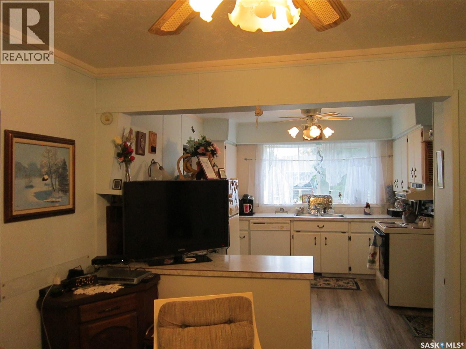 101 1st Street E, Arborfield, Saskatchewan  S0E 0A0 - Photo 9 - SK041204