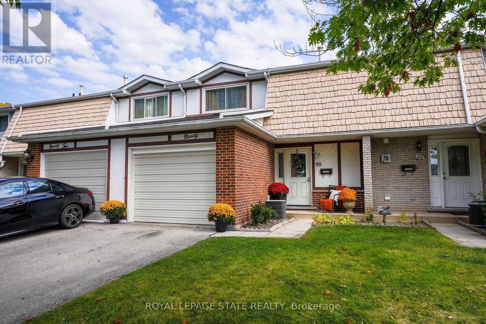 90 ST ANDREWS DRIVE, Hamilton, Ontario