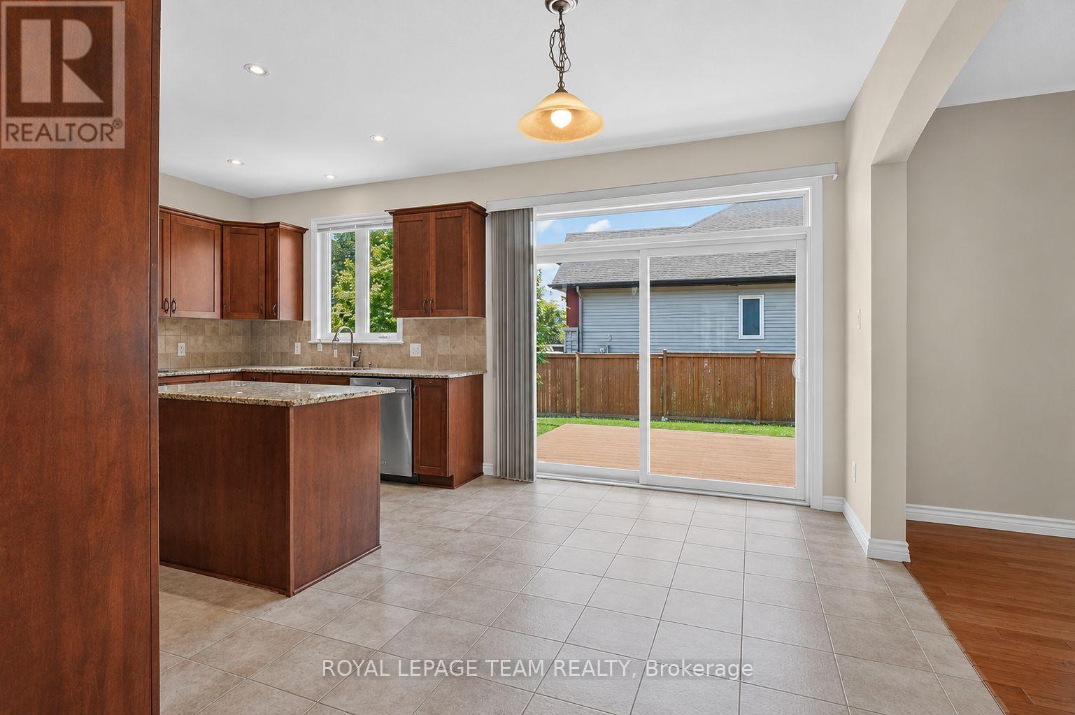314 West Ridge Drive, Ottawa, Ontario  K2S 2G4 - Photo 12 - X13509516
