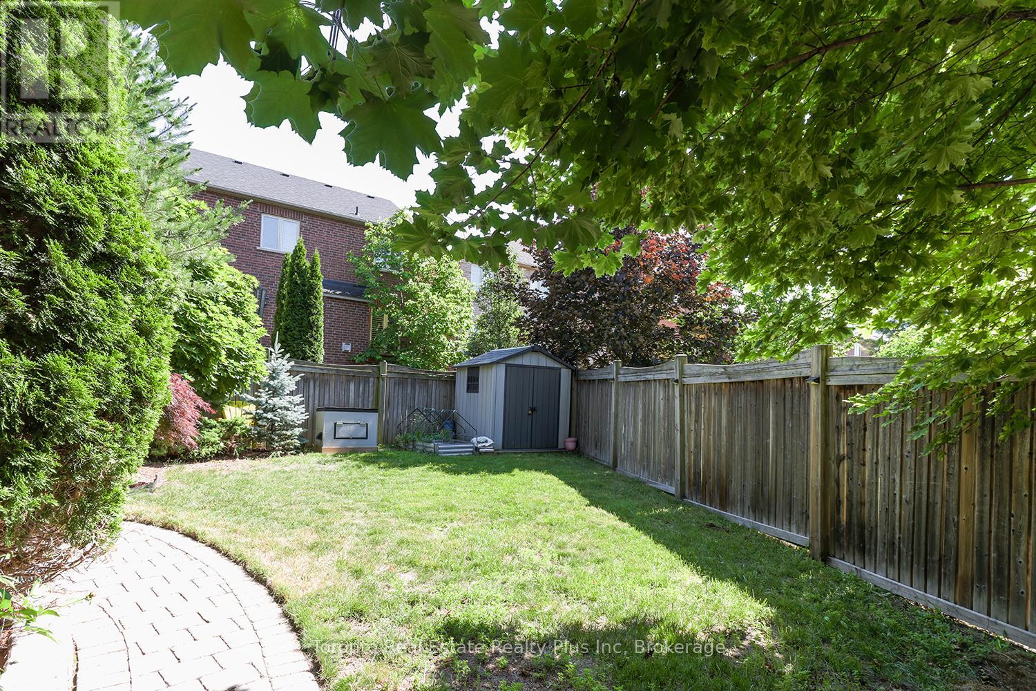 14 Riel Drive, Richmond Hill, Ontario  L4E 4W4 - Photo 12 - N13509520