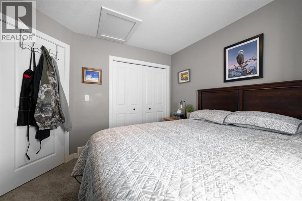 5213 36 Avenue, Camrose, Alberta  T4V 5H6 - Photo 11 - A2324903