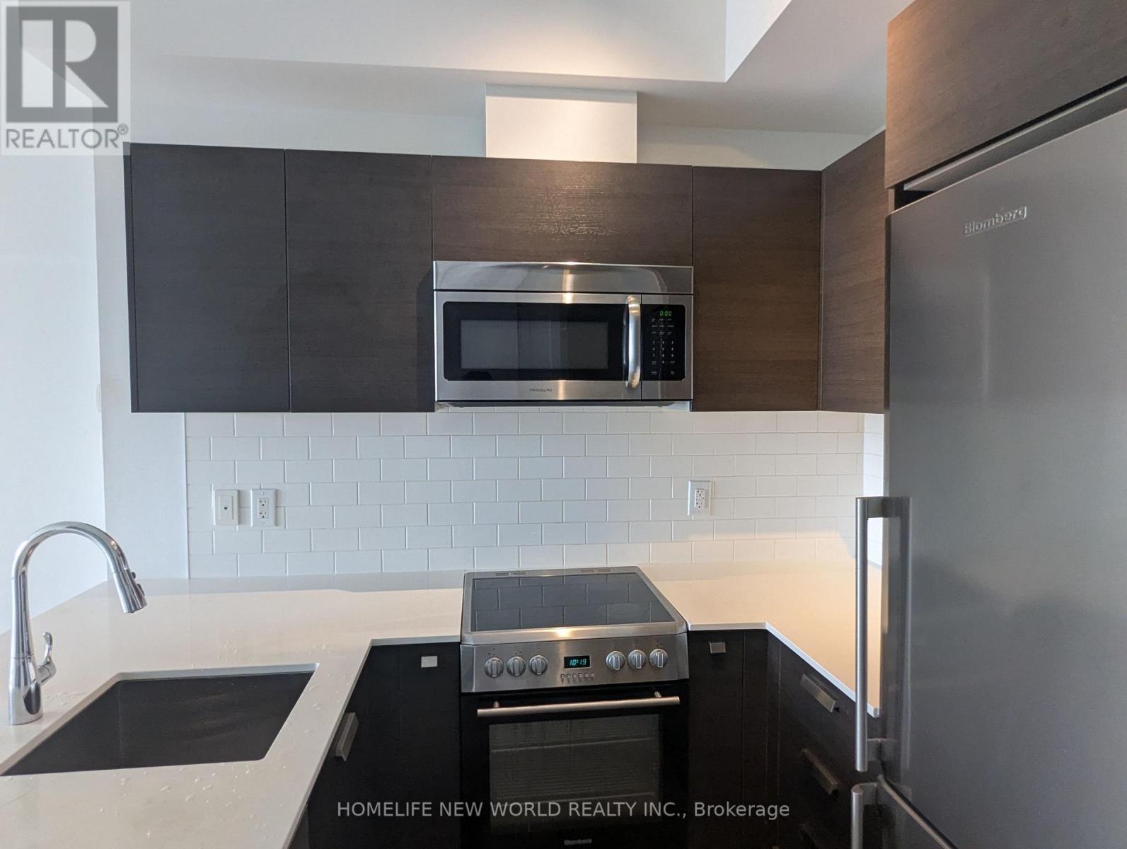 818 - 57 St Joseph Street, Toronto, Ontario  M5S 0C5 - Photo 25 - C13137802
