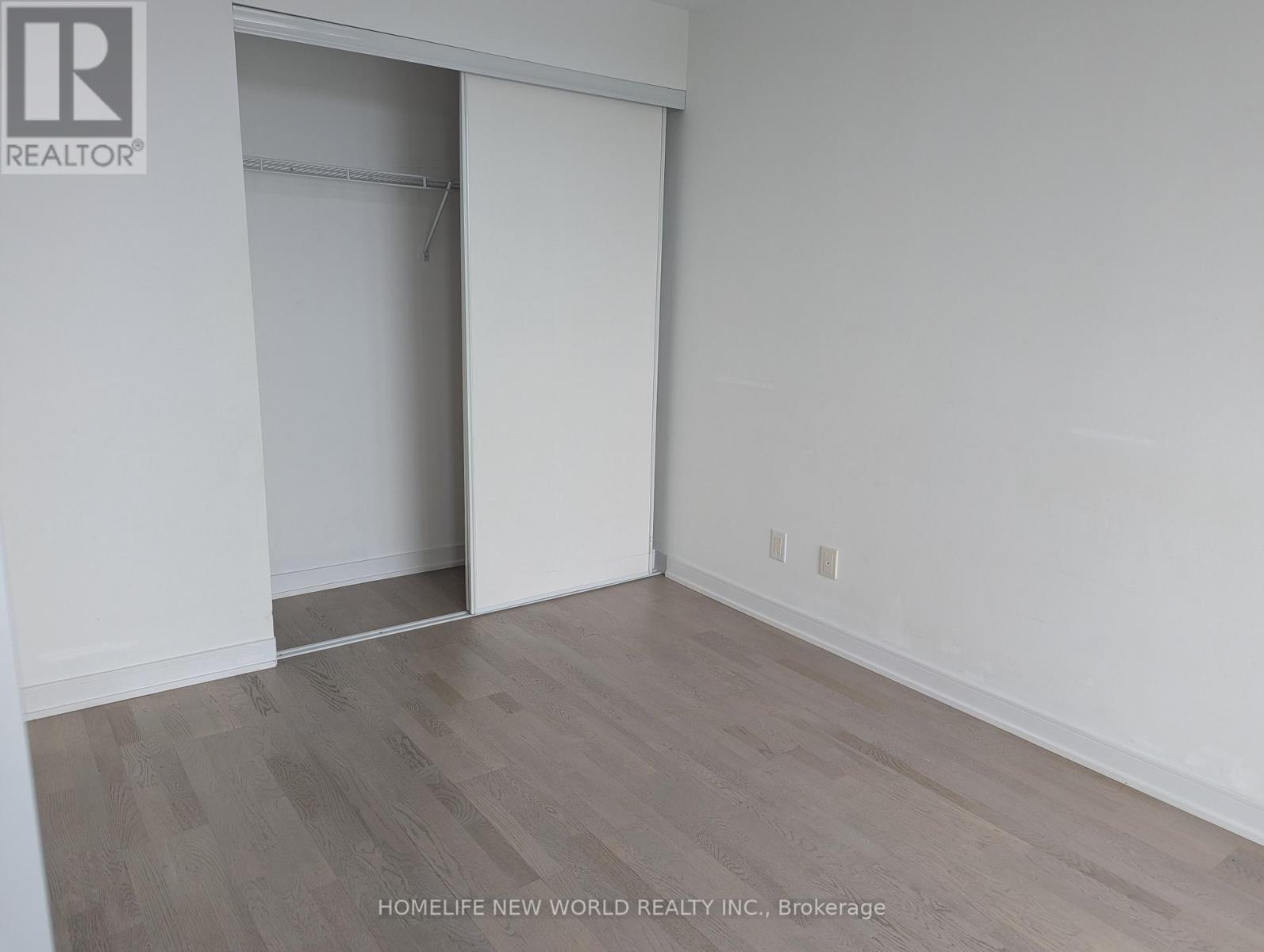 818 - 57 St Joseph Street, Toronto, Ontario  M5S 0C5 - Photo 32 - C13137802