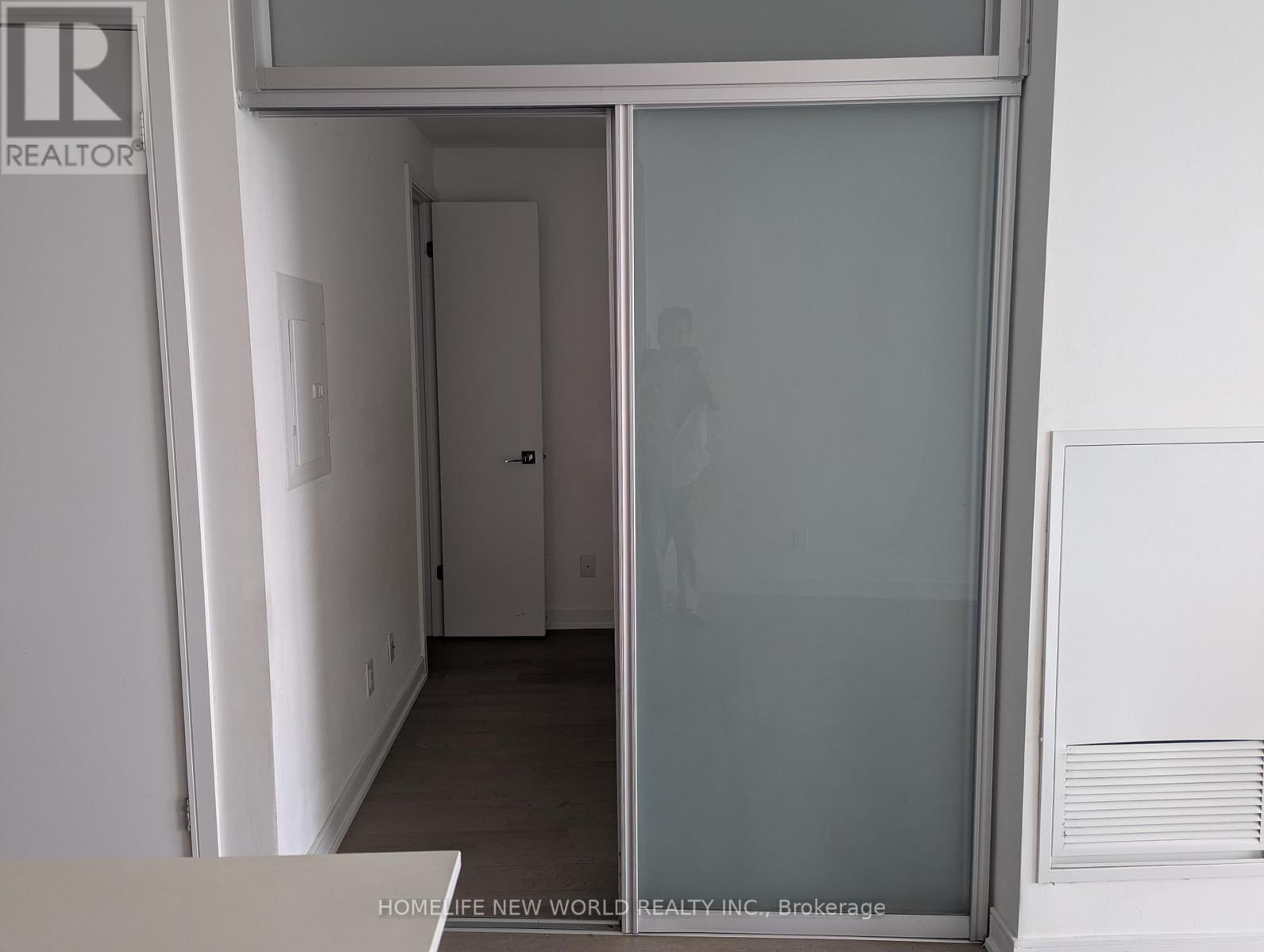 818 - 57 St Joseph Street, Toronto, Ontario  M5S 0C5 - Photo 29 - C13137802