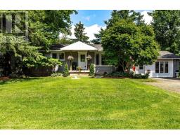 2147 GOVERNORS ROAD, Hamilton, Ontario