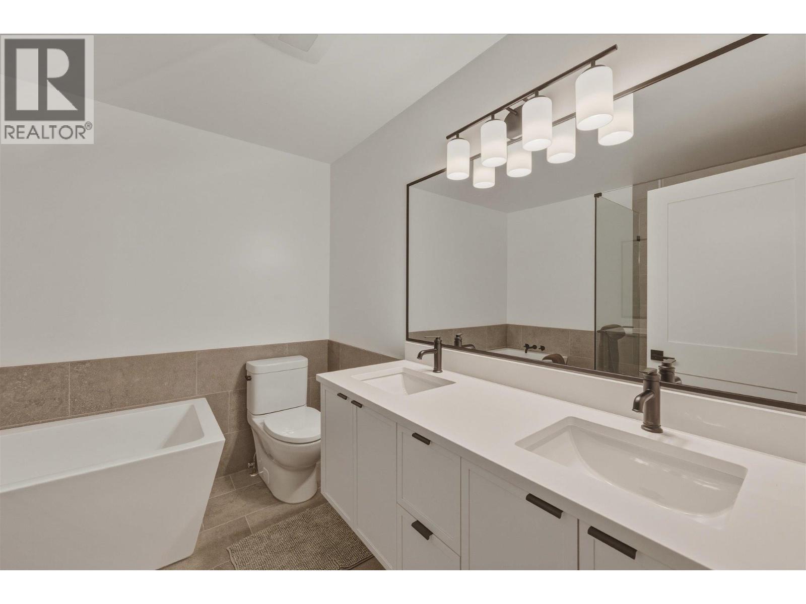 6 2014 London Lane, Whistler, British Columbia  V8E 0B6 - Photo 21 - R3141753