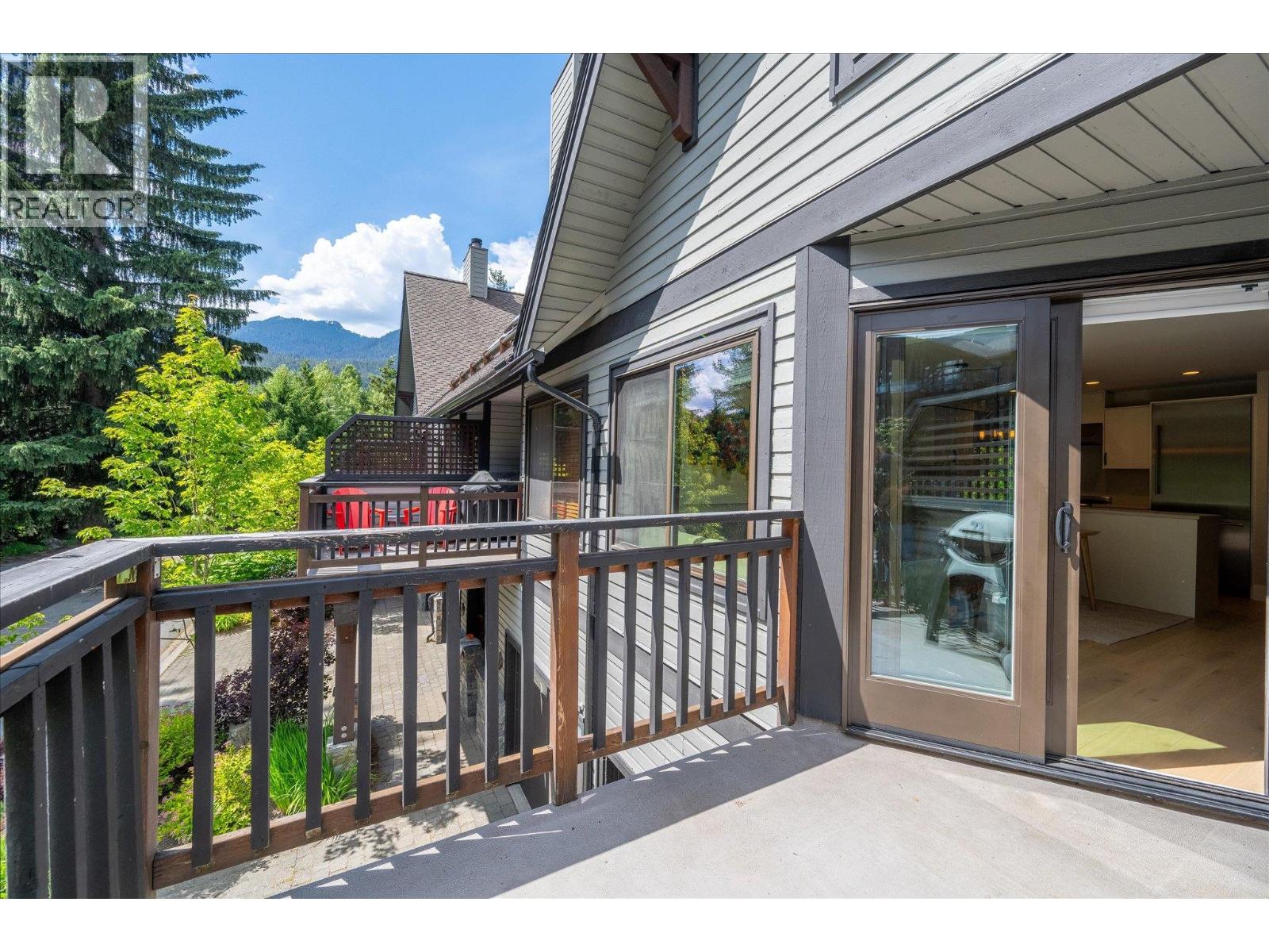6 2014 London Lane, Whistler, British Columbia  V8E 0B6 - Photo 32 - R3141753