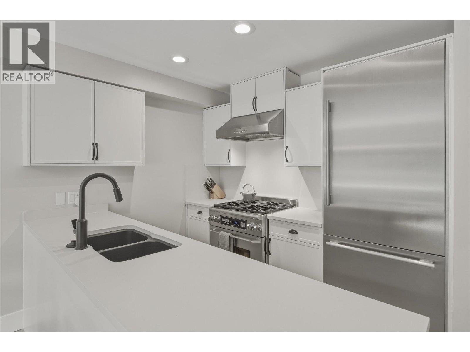 6 2014 London Lane, Whistler, British Columbia  V8E 0B6 - Photo 9 - R3141753