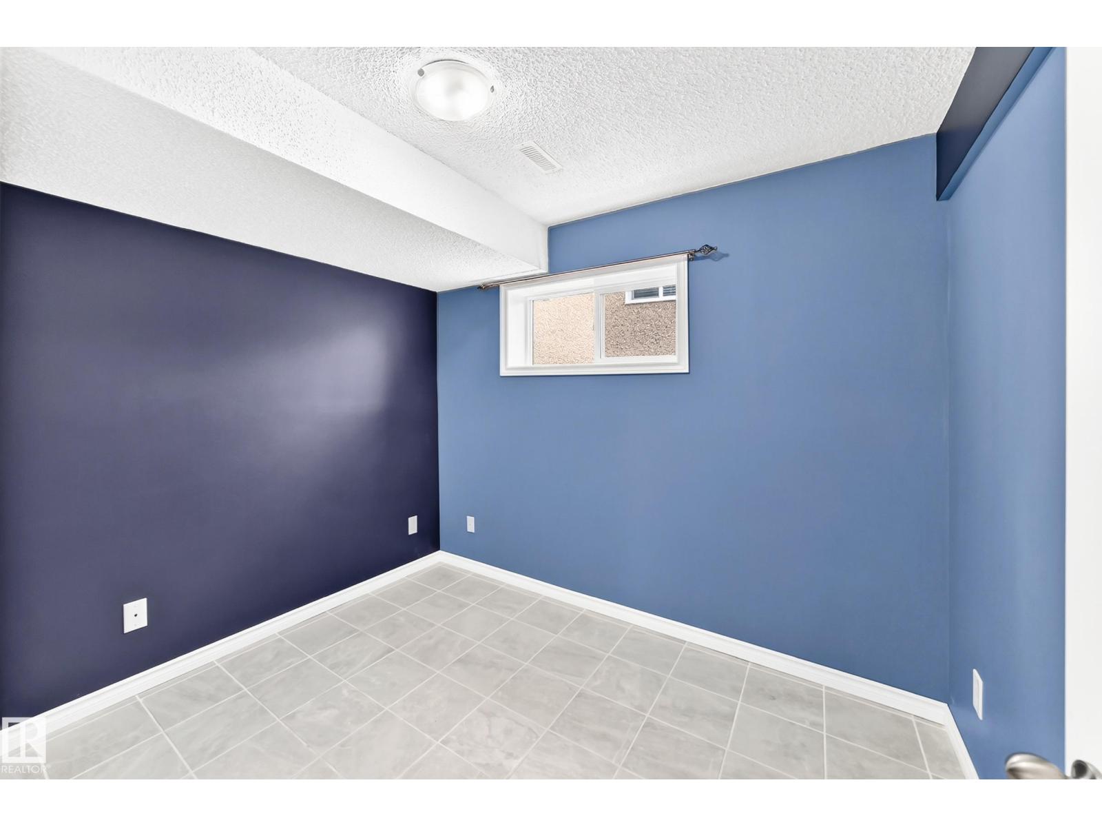 1763 48a St NW, Edmonton, Alberta  T6L 2Y2 - Photo 39 - E4496577