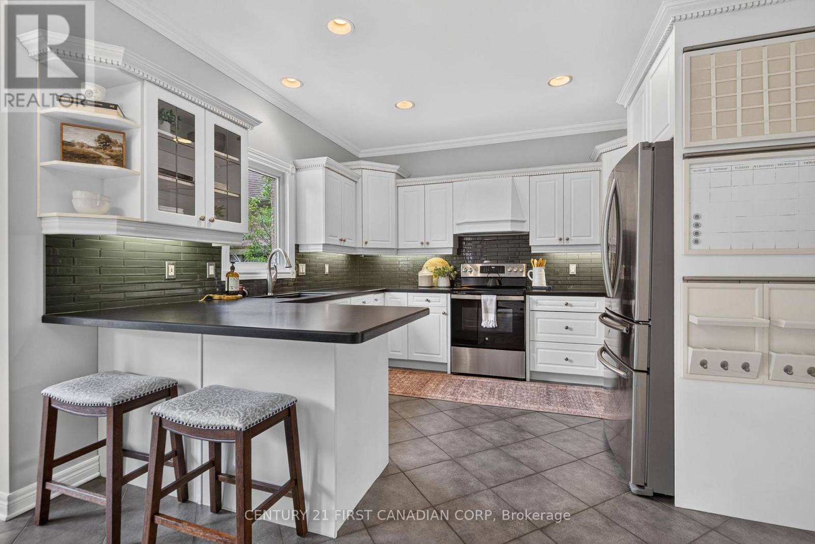 1027 Manchester Road, London North, Ontario  N6H 5J1 - Photo 10 - X13509620