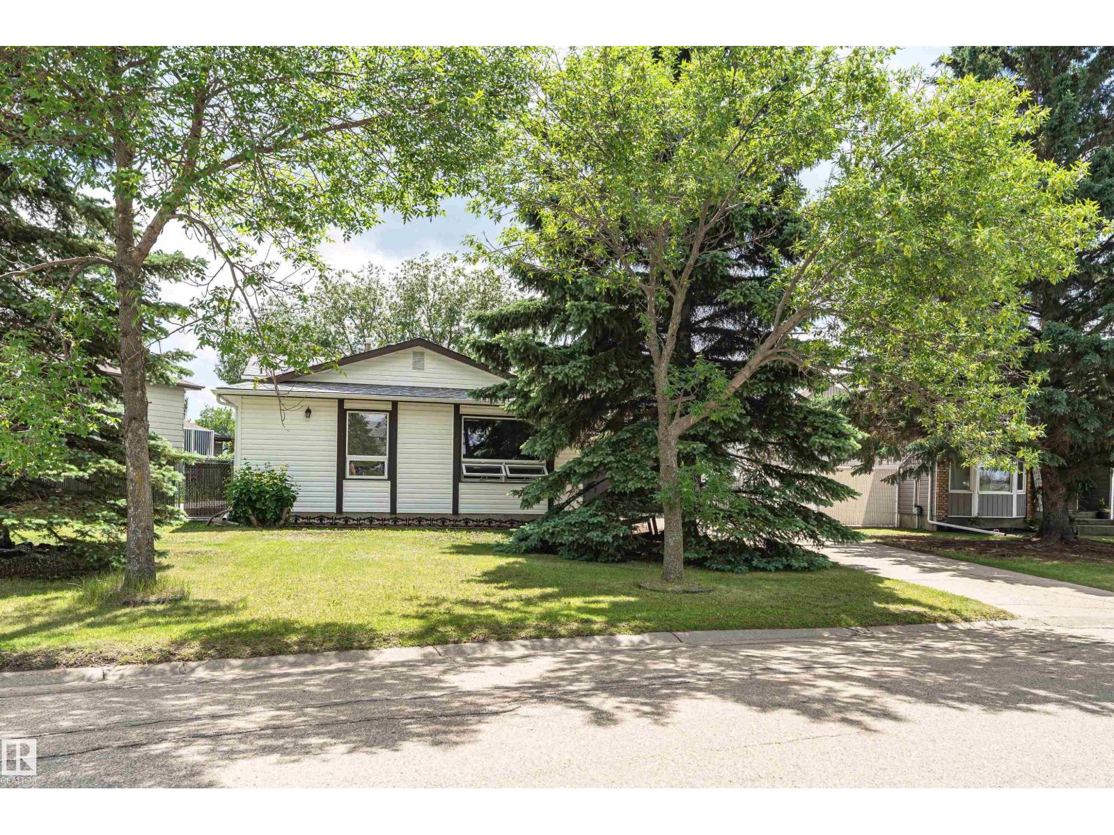 505 SUNNYDALE RD, Morinville, Alberta