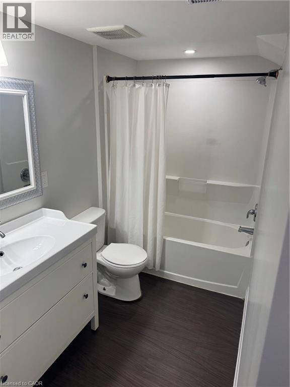 23 Mcdougall Road, Waterloo, Ontario  N2L 2W4 - Photo 2 - 40843726