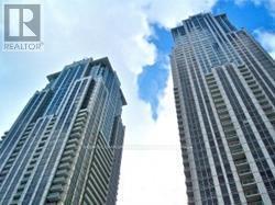1004 - 761 BAY STREET, Toronto, Ontario