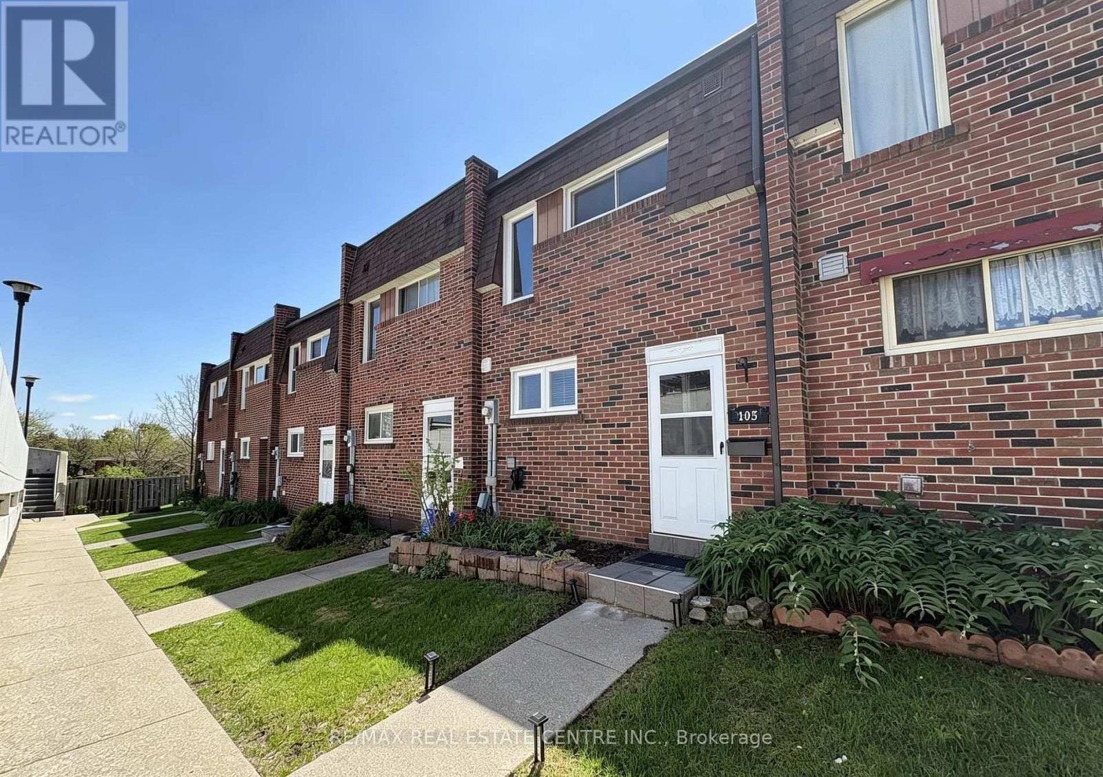 105 WALES AVENUE, Markham (Old Markham Village)