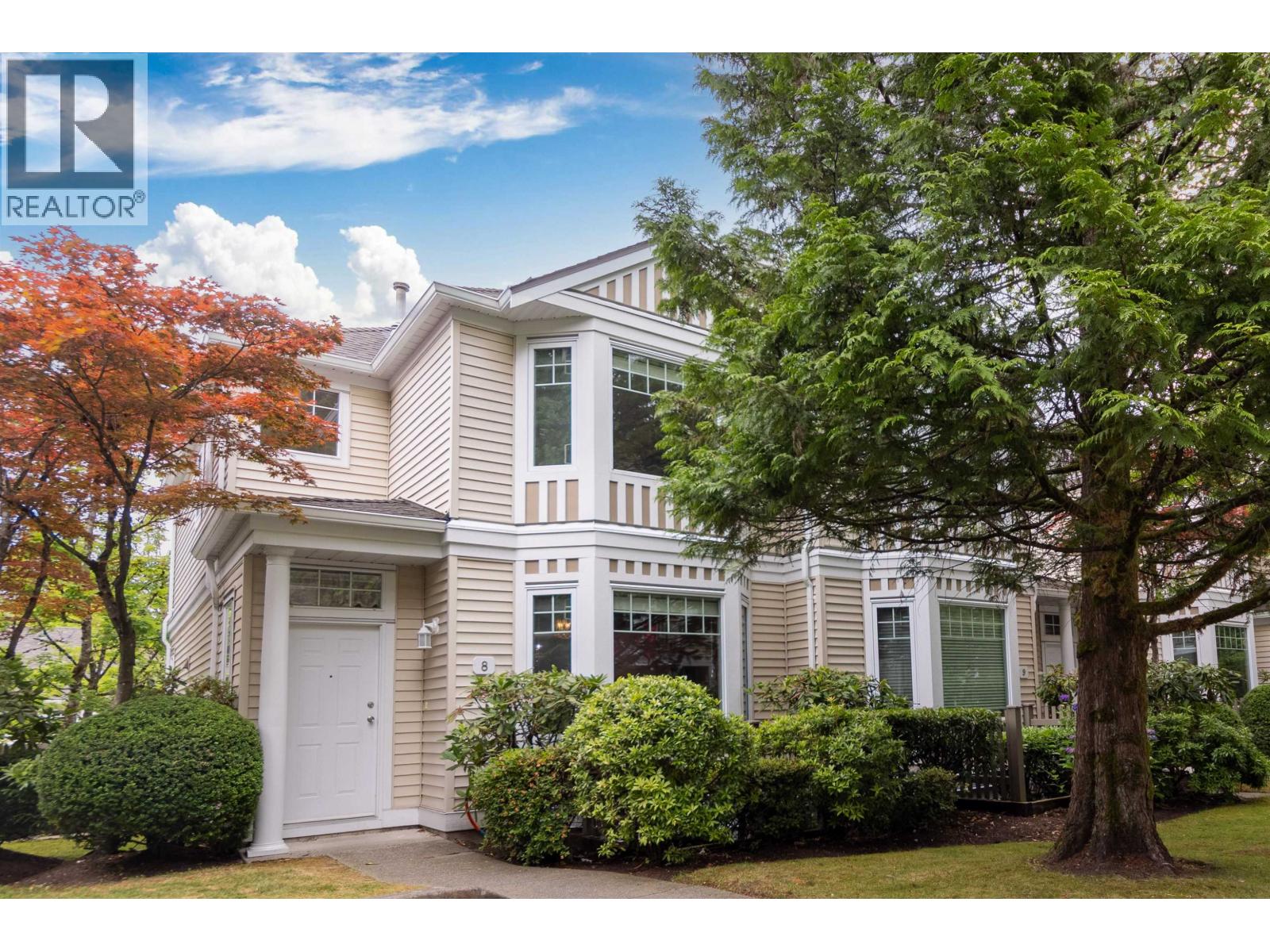 8 7500 Cumberland Street, Burnaby, British Columbia  V3N 4Z9 - Photo 1 - R3140731
