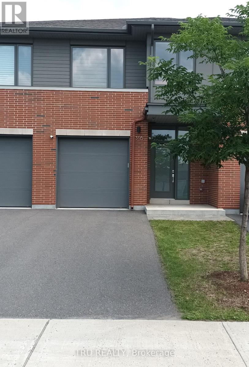 316 Wigwas Street, Ottawa, Ontario