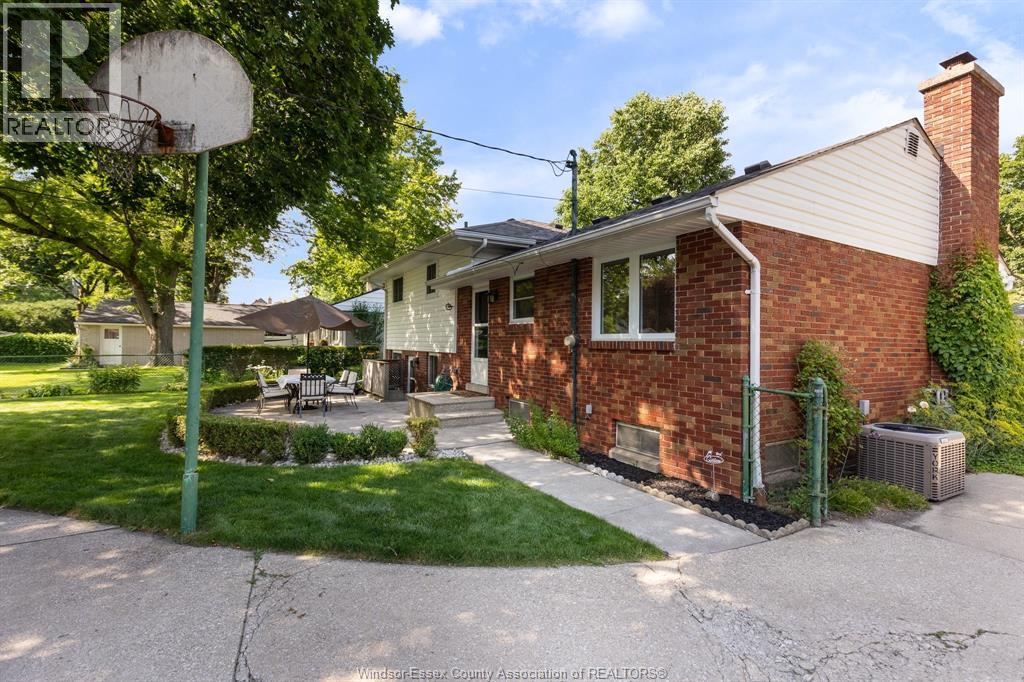 3659 Bruce Avenue, Windsor, Ontario  N9E 1W4 - Photo 27 - 26015179