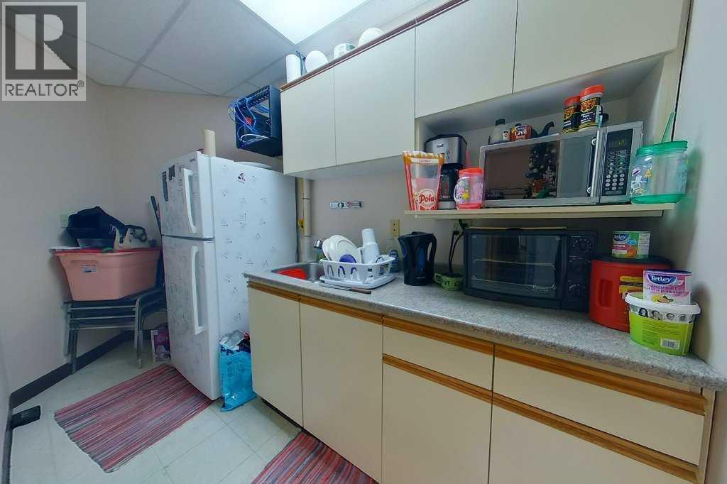562 2 Street Se, Medicine Hat, Alberta  T1A 0C5 - Photo 12 - A2324413