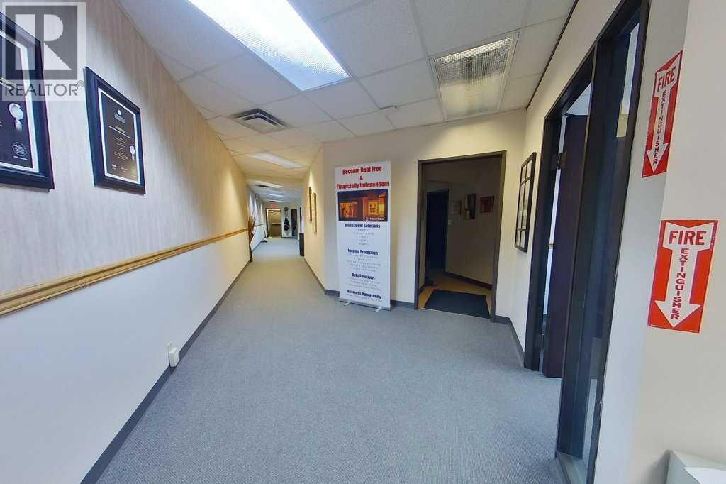 562 2 Street Se, Medicine Hat, Alberta  T1A 0C5 - Photo 9 - A2324413