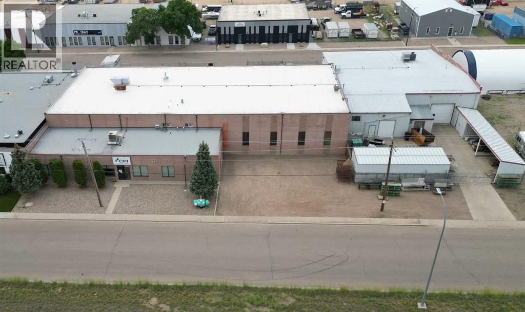 1954 10 Avenue NW, Medicine Hat, Alberta  T1A 7J5 - Photo 1 - A2287249