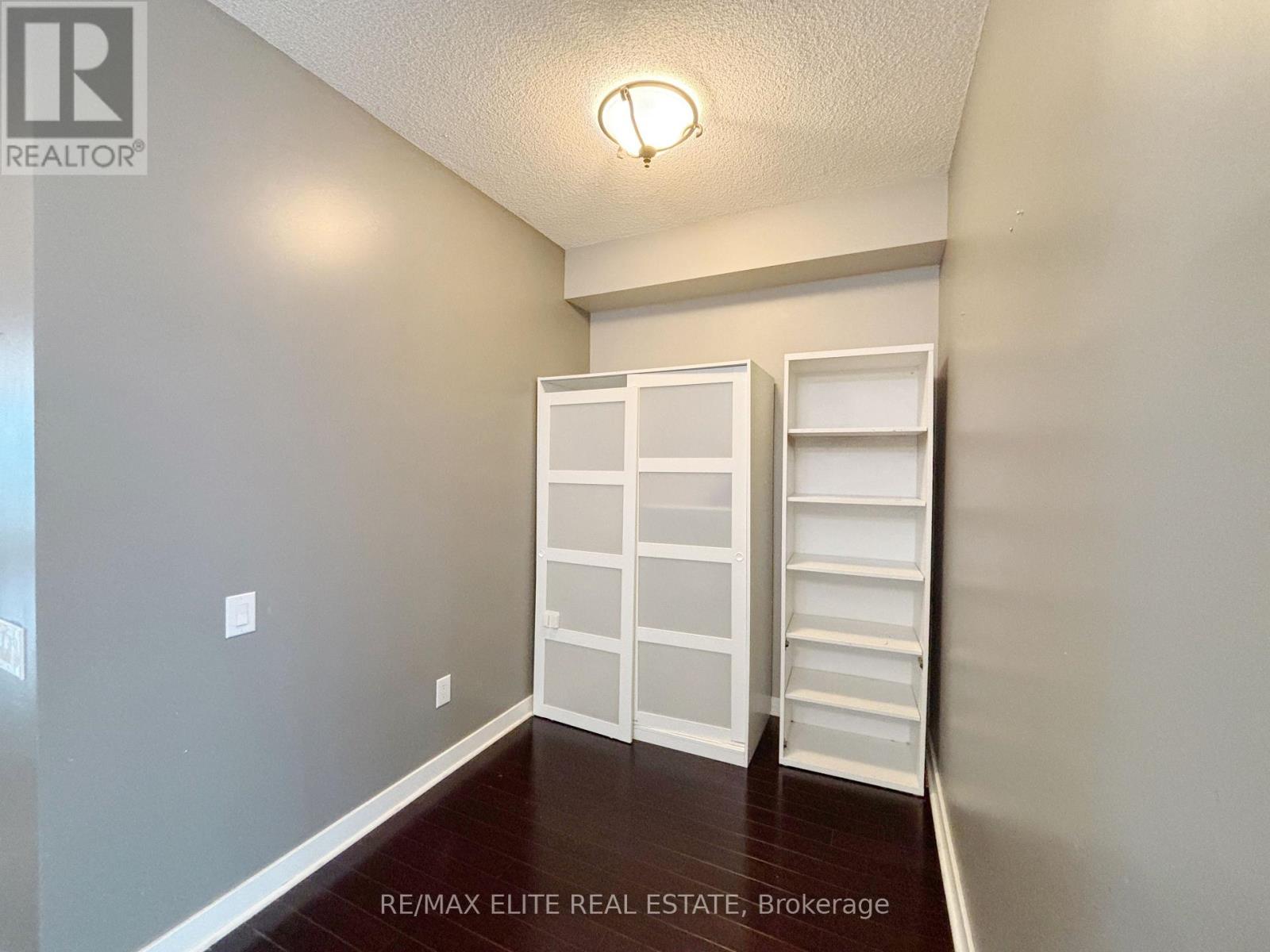29 Singer Court, Toronto, Ontario  M2K 0B3 - Photo 7 - C13509786