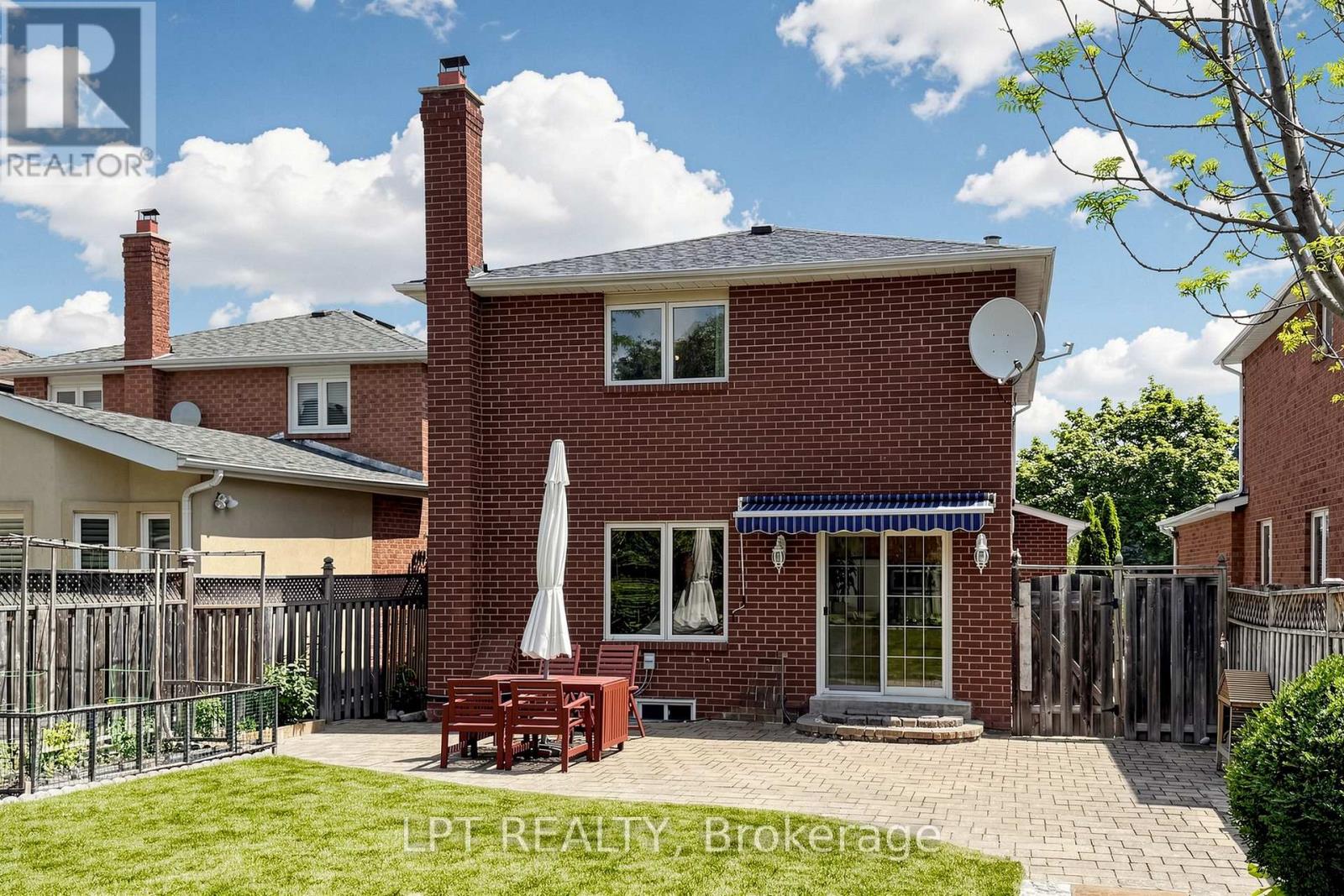 30 Pentland Crescent, Vaughan, Ontario  L6A 1T5 - Photo 30 - N13509766
