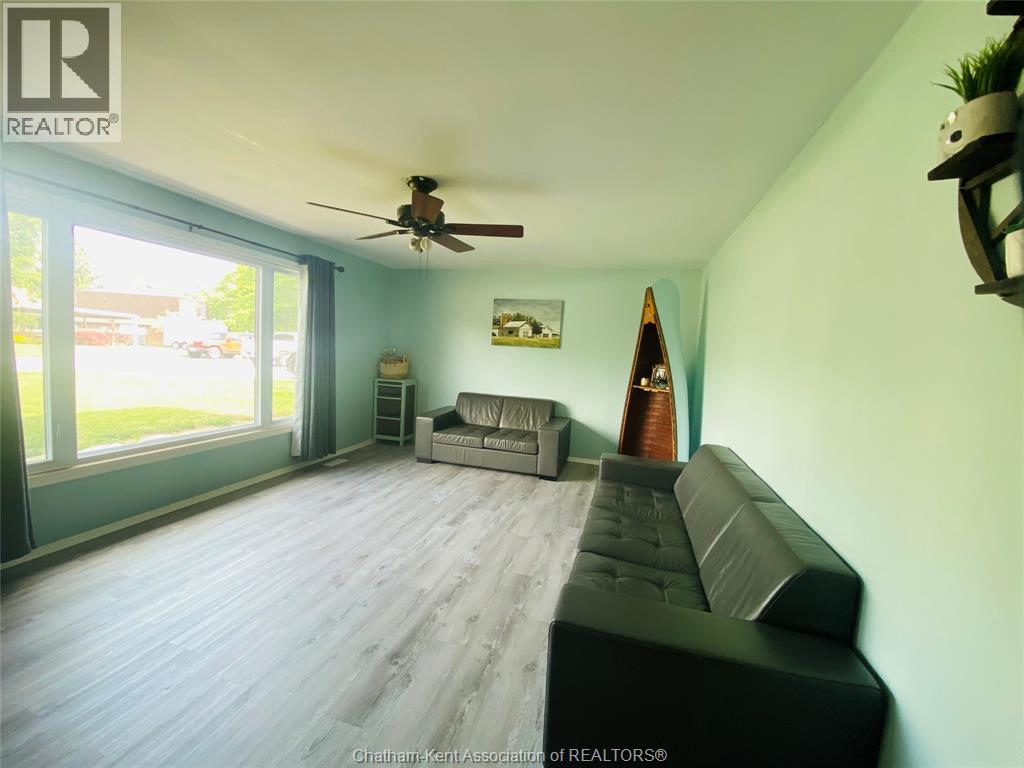 38 Elizabeth Street, Tilbury, Ontario  N0P 2L0 - Photo 3 - 26015741