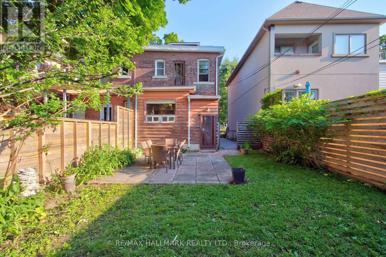 41 Dixon Avenue, Toronto, Ontario  M4L 1N4 - Photo 43 - E13509808