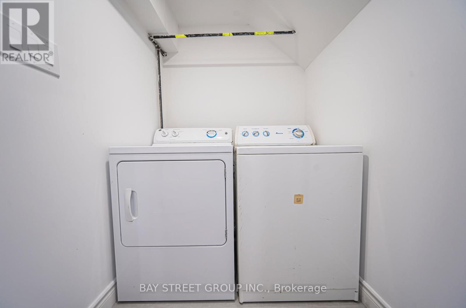 Basement - 538 Queens Drive, Toronto, Ontario  M6L 1M8 - Photo 14 - W13509816