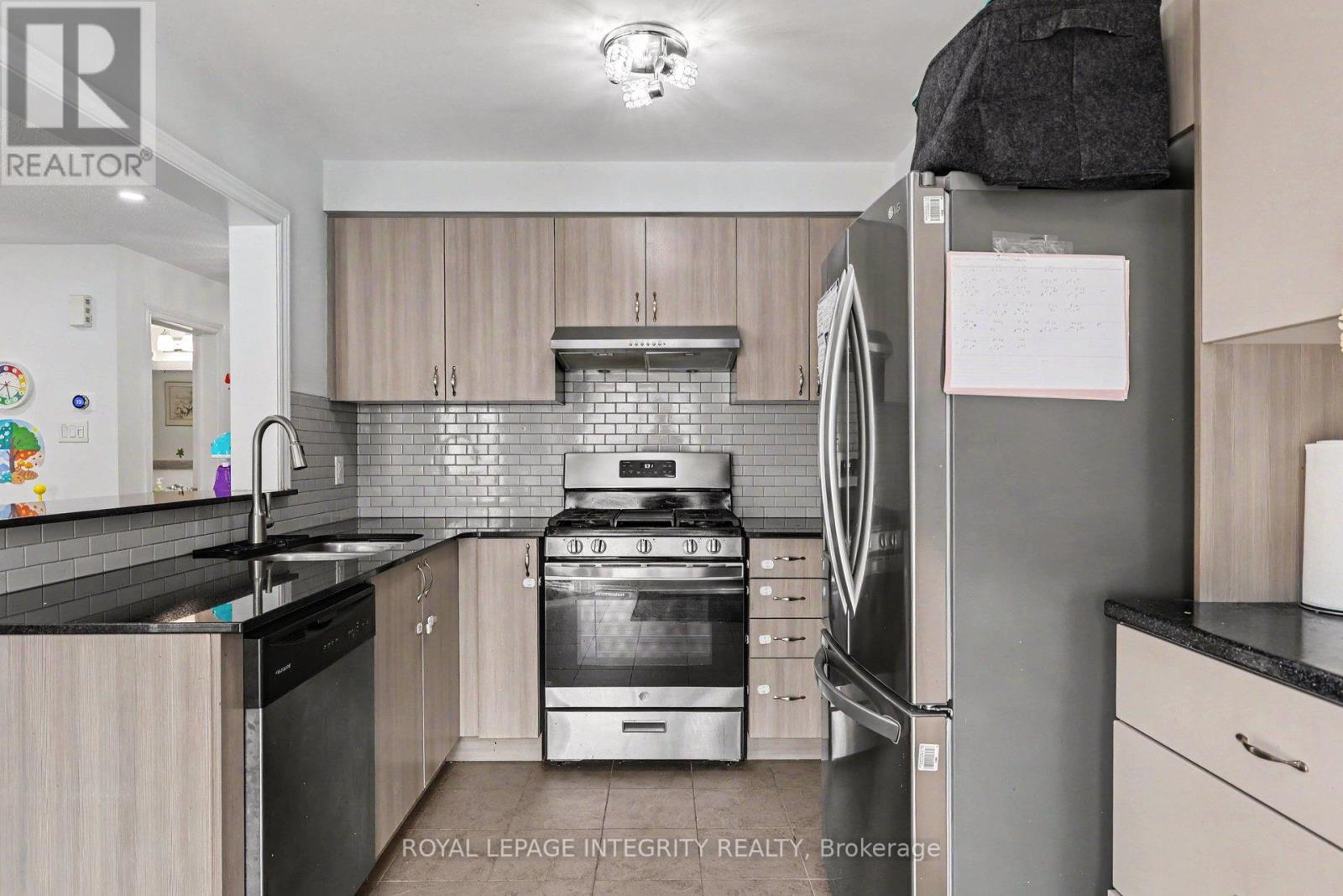 555 Foxlight Circle, Ottawa, Ontario K2M 0L9 - Photo 9 - X13509842