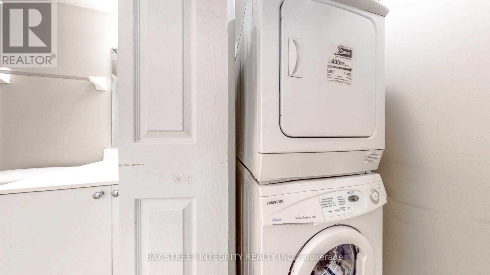 605 - 5940 Yonge Street, Toronto, Ontario  M2M 3V9 - Photo 2 - C13509828