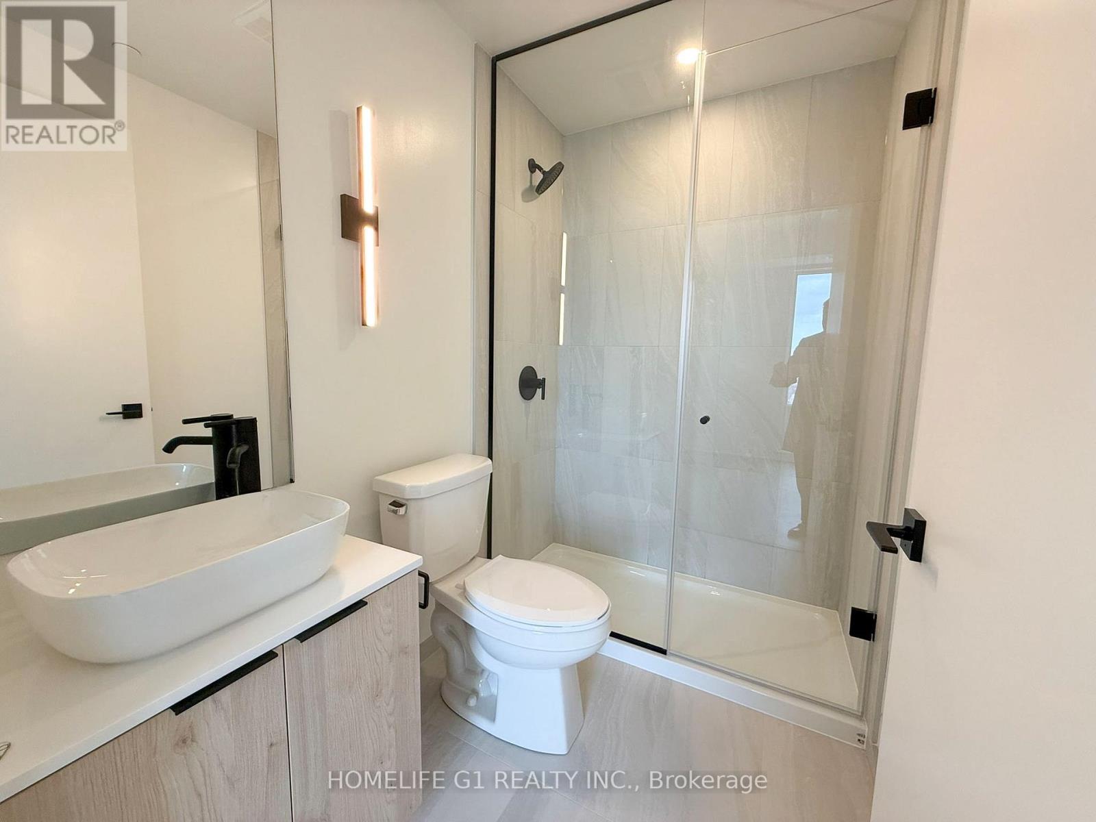 626 - 1185 Dupont Street, Toronto, Ontario M6H 0G5 - Photo 13 - W13509832