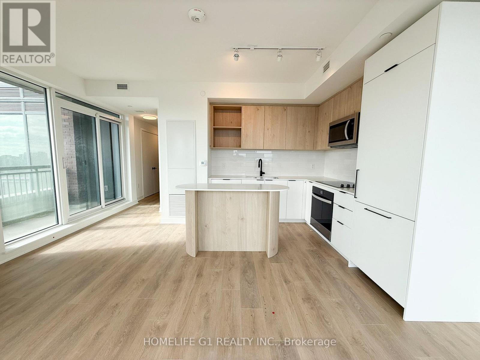 626 - 1185 Dupont Street, Toronto, Ontario M6H 0G5 - Photo 3 - W13509832