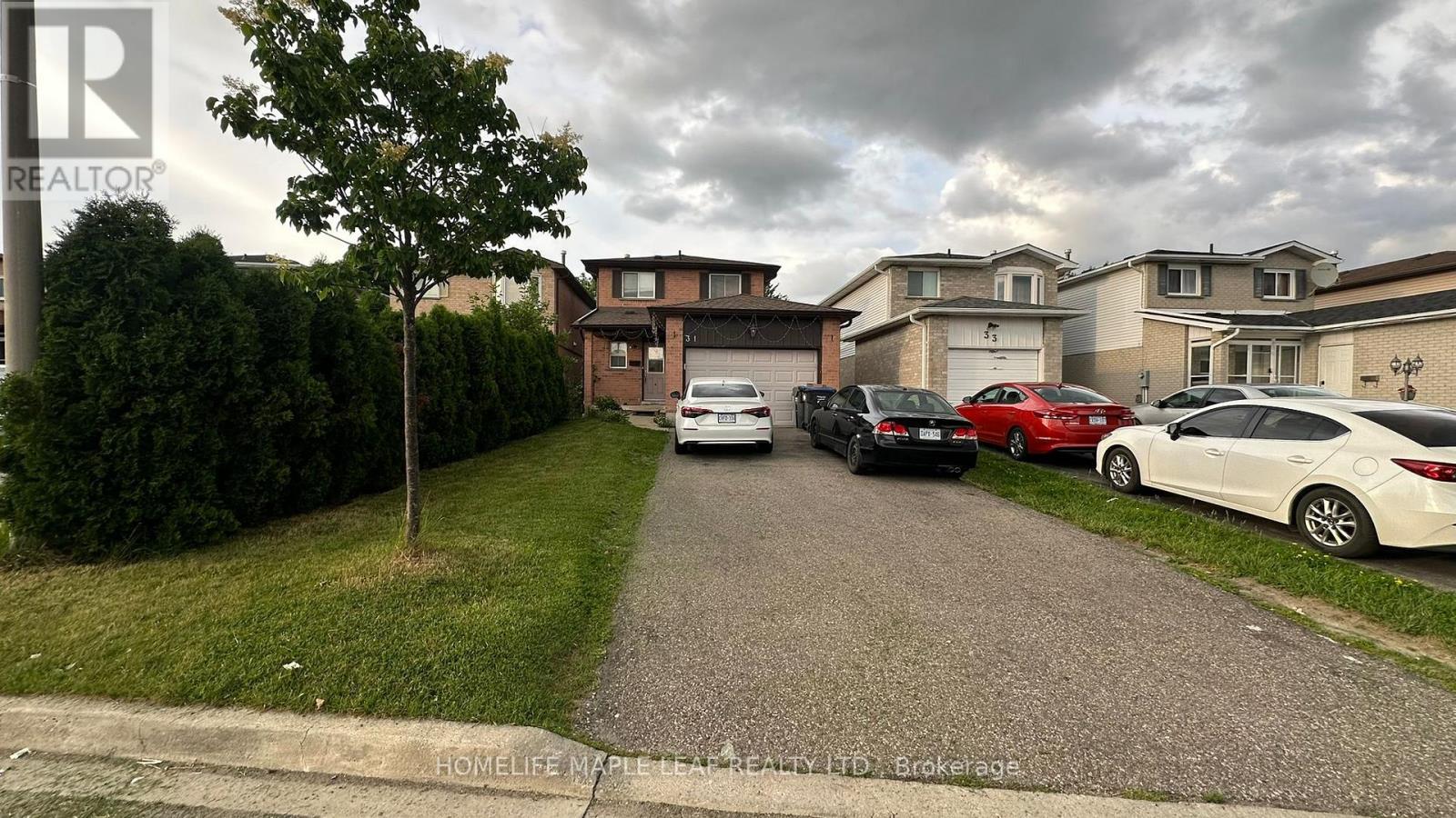 MAIN FLOOR - 31 NEWBRIDGE CRESCENT, Brampton, Ontario