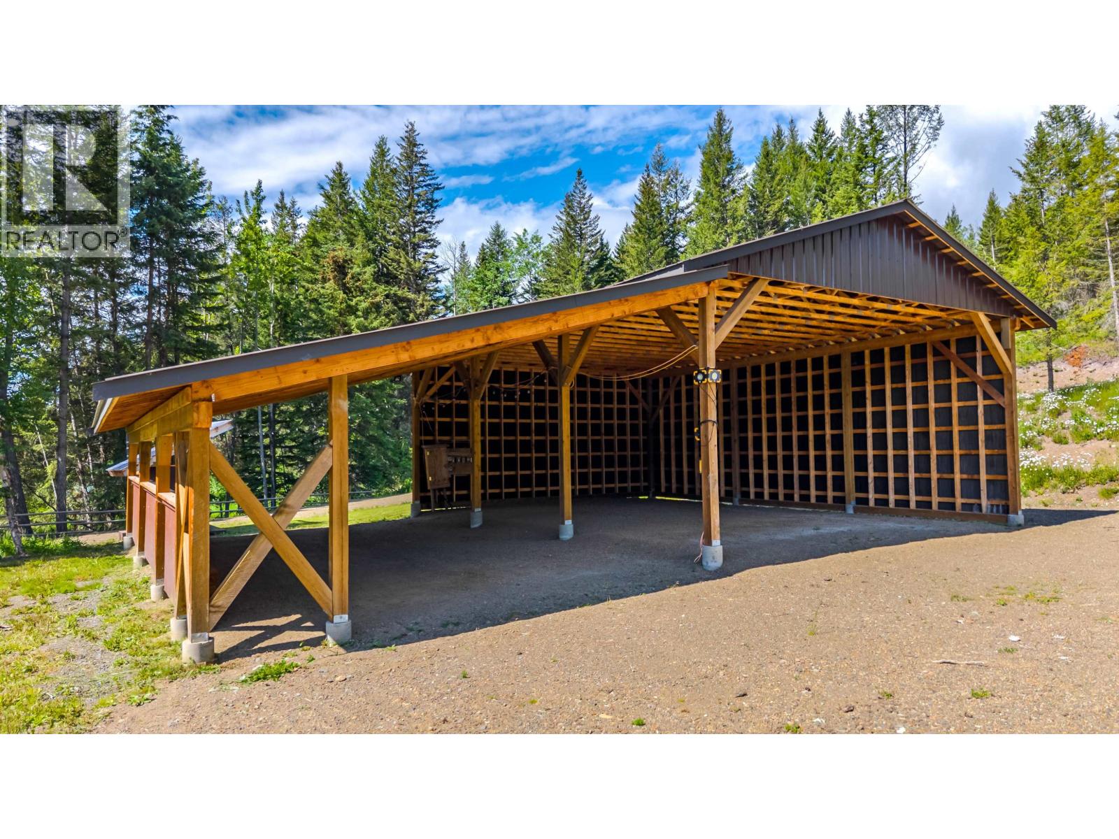 6168 Deka Heights Road, Deka Lake / Sulphurous / Hathaway Lakes, British Columbia  V0K 1X3 - Photo 3 - R3141785