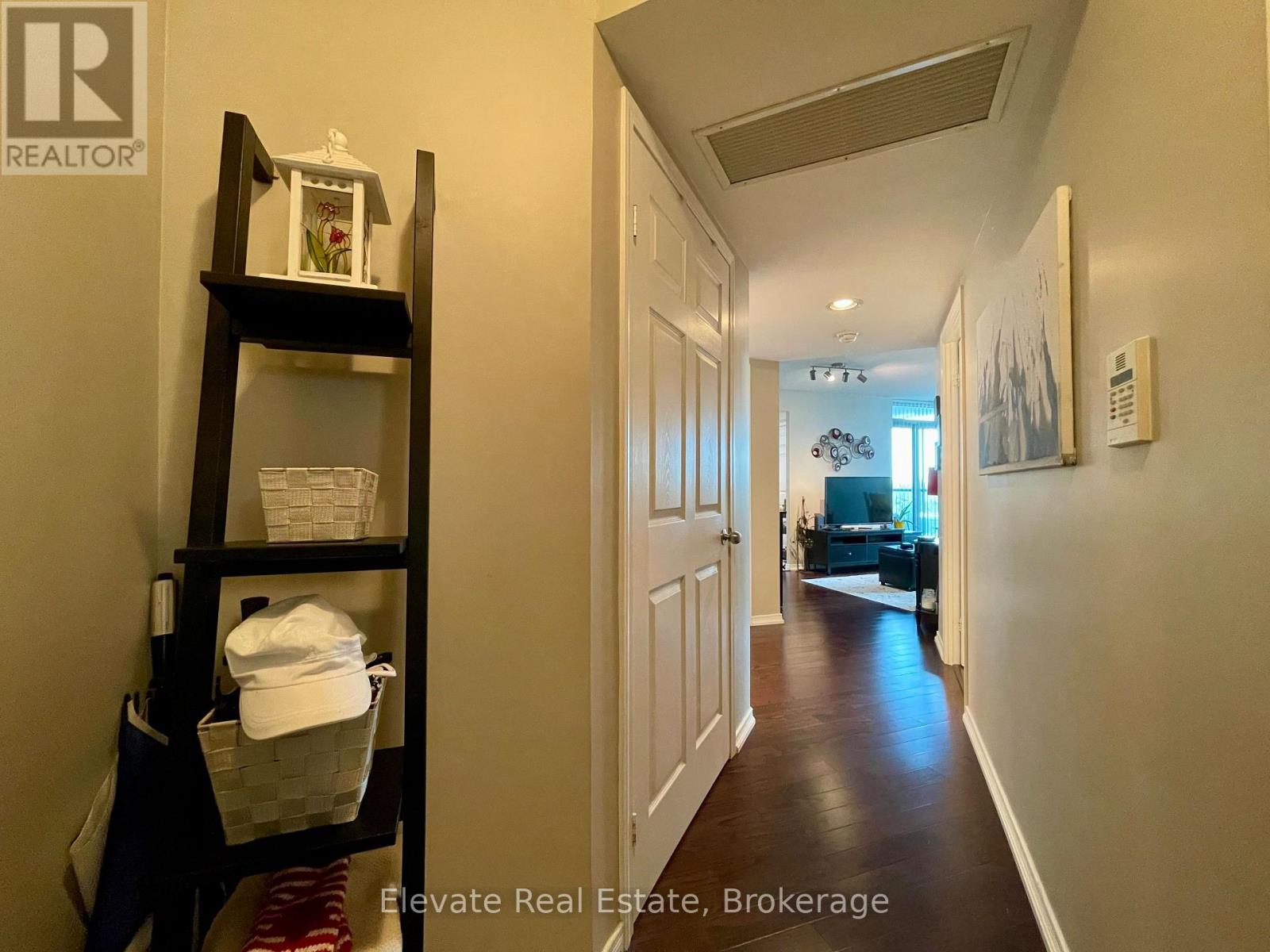 811 - 28 Harrison Garden Boulevard, Toronto, Ontario  M2N 7B5 - Photo 4 - C13509862