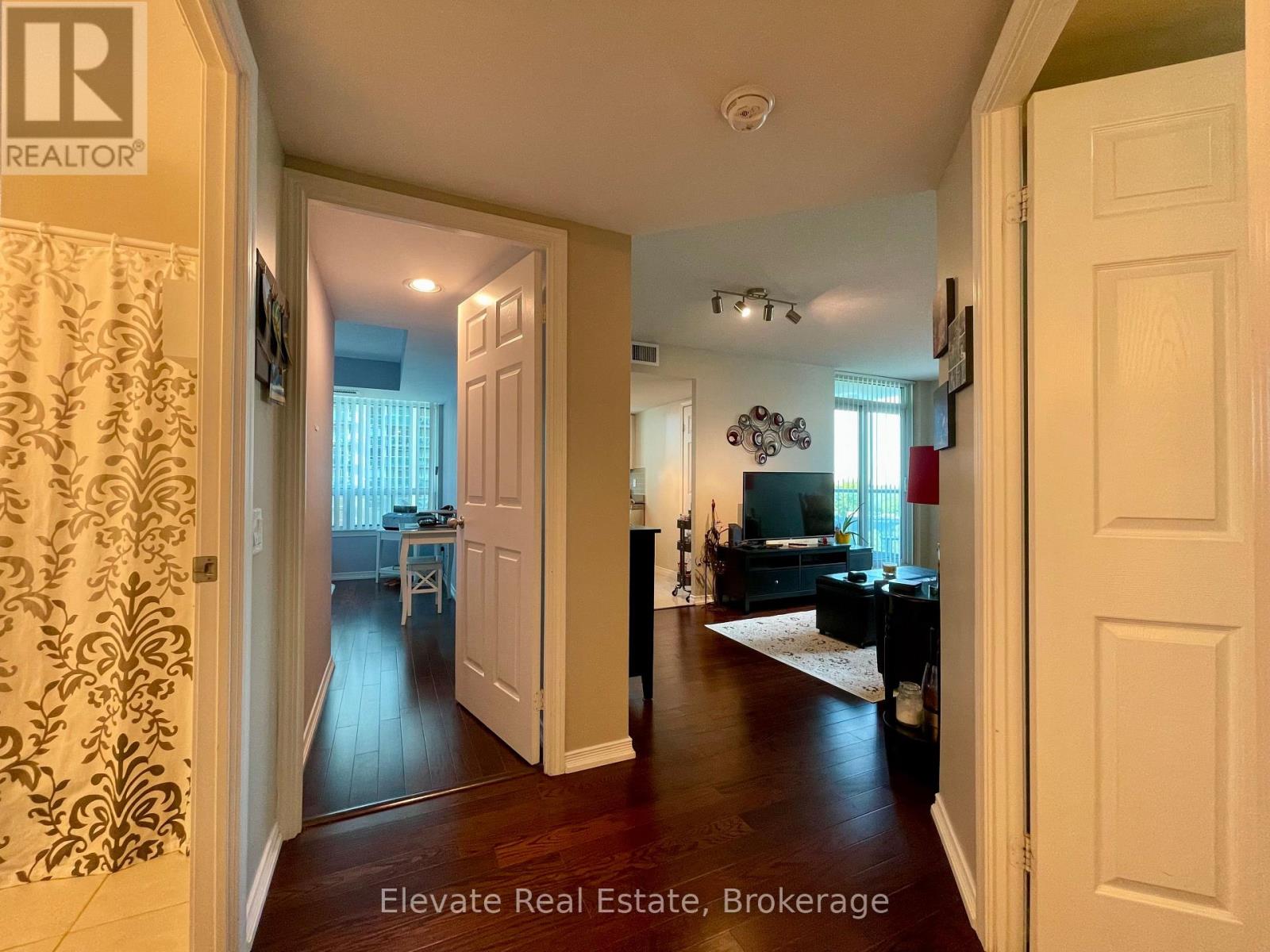 811 - 28 Harrison Garden Boulevard, Toronto, Ontario  M2N 7B5 - Photo 5 - C13509862