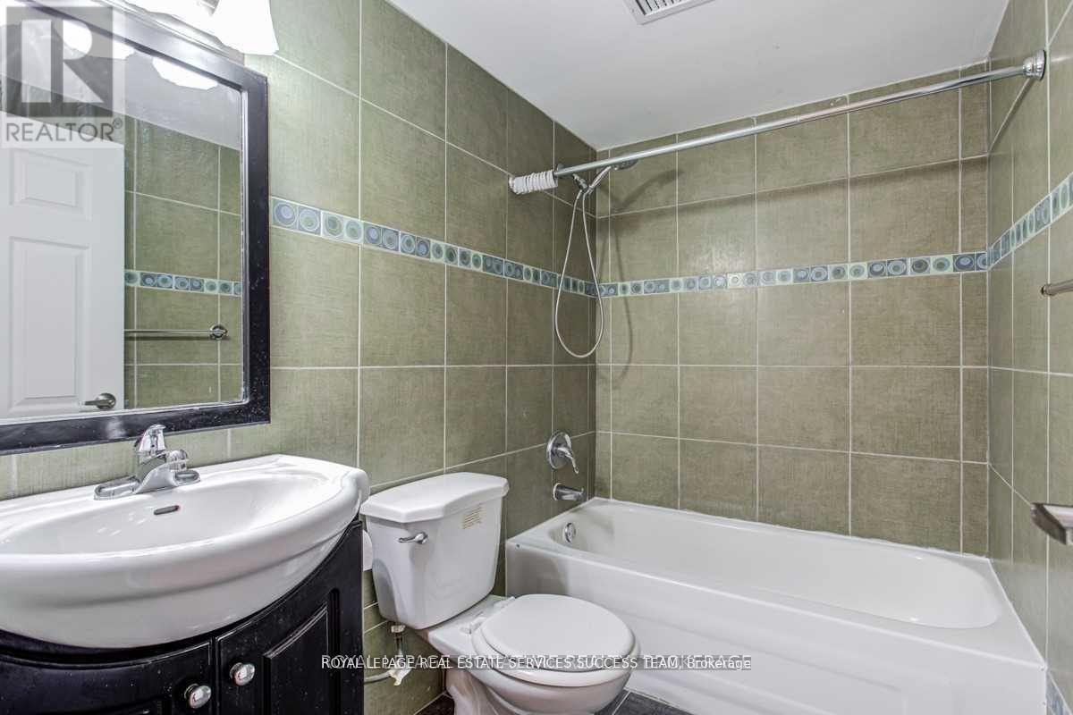 260 Demaine (Bsmt) Crescent, Richmond Hill, Ontario  L4C 2W5 - Photo 8 - N13509860