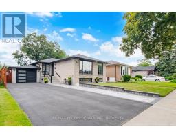 9 TYNEVALE DRIVE, Toronto, Ontario