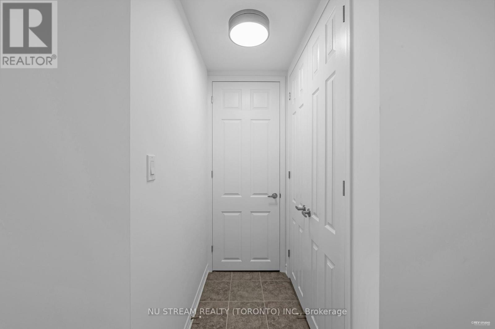 3034 Merrick Road, Oakville, Ontario  L6H 7G1 - Photo 4 - W13509878