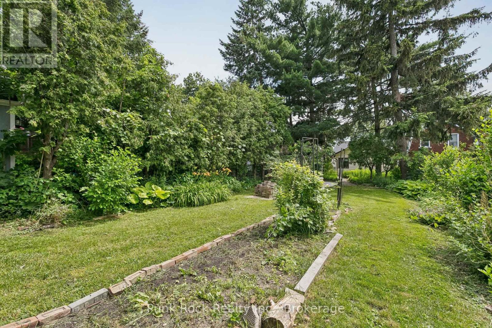 18 Lochearne Street, Hamilton, Ontario  L8R 1V8 - Photo 34 - X13509892