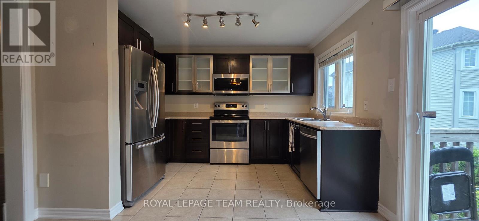 2714 Grand Vista Circle, Ottawa, Ontario  K2J 0W5 - Photo 6 - X13509896