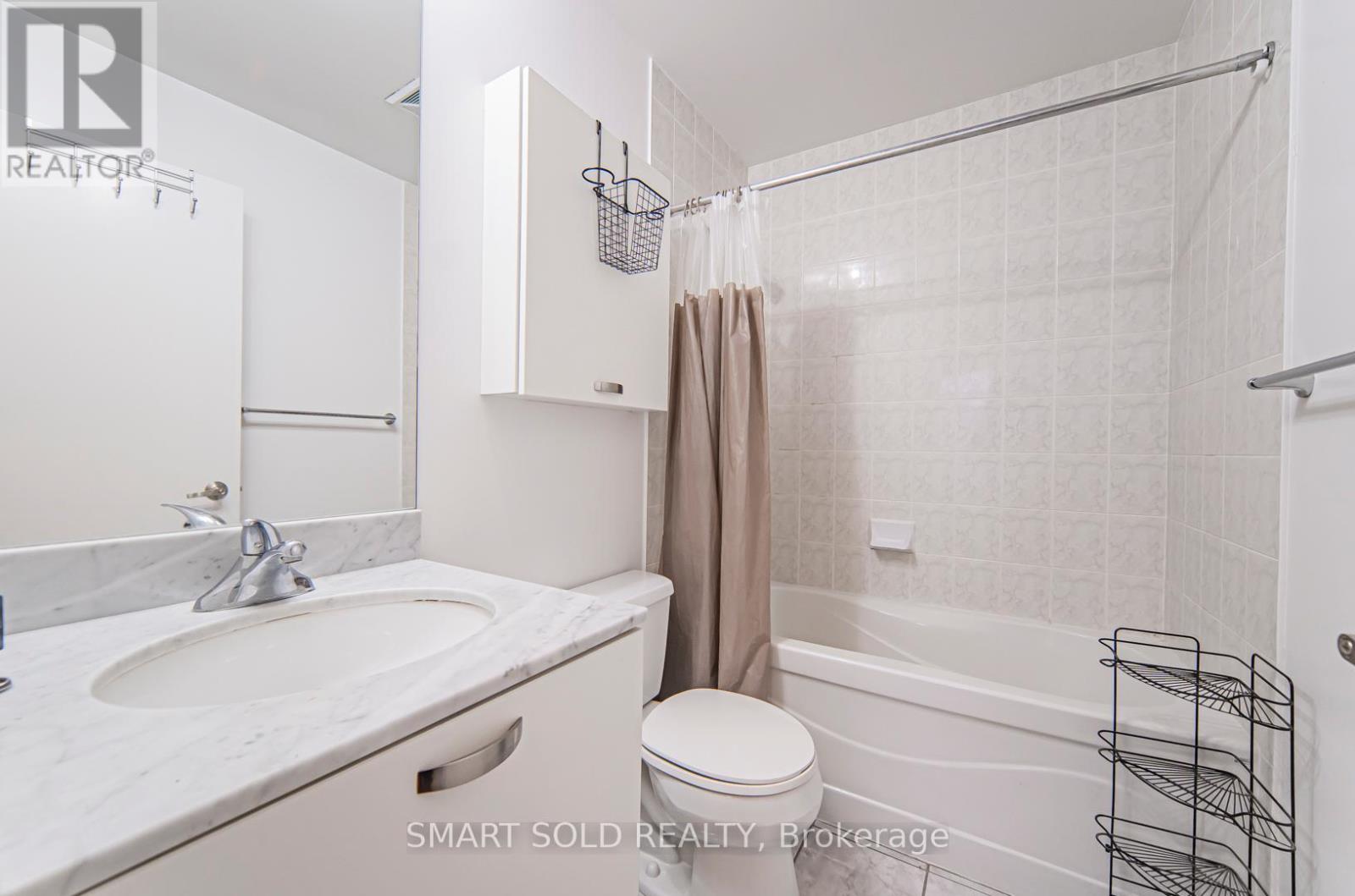 3708 - 38 Grenville Street, Toronto, Ontario  M4Y 1A5 - Photo 15 - C13509900