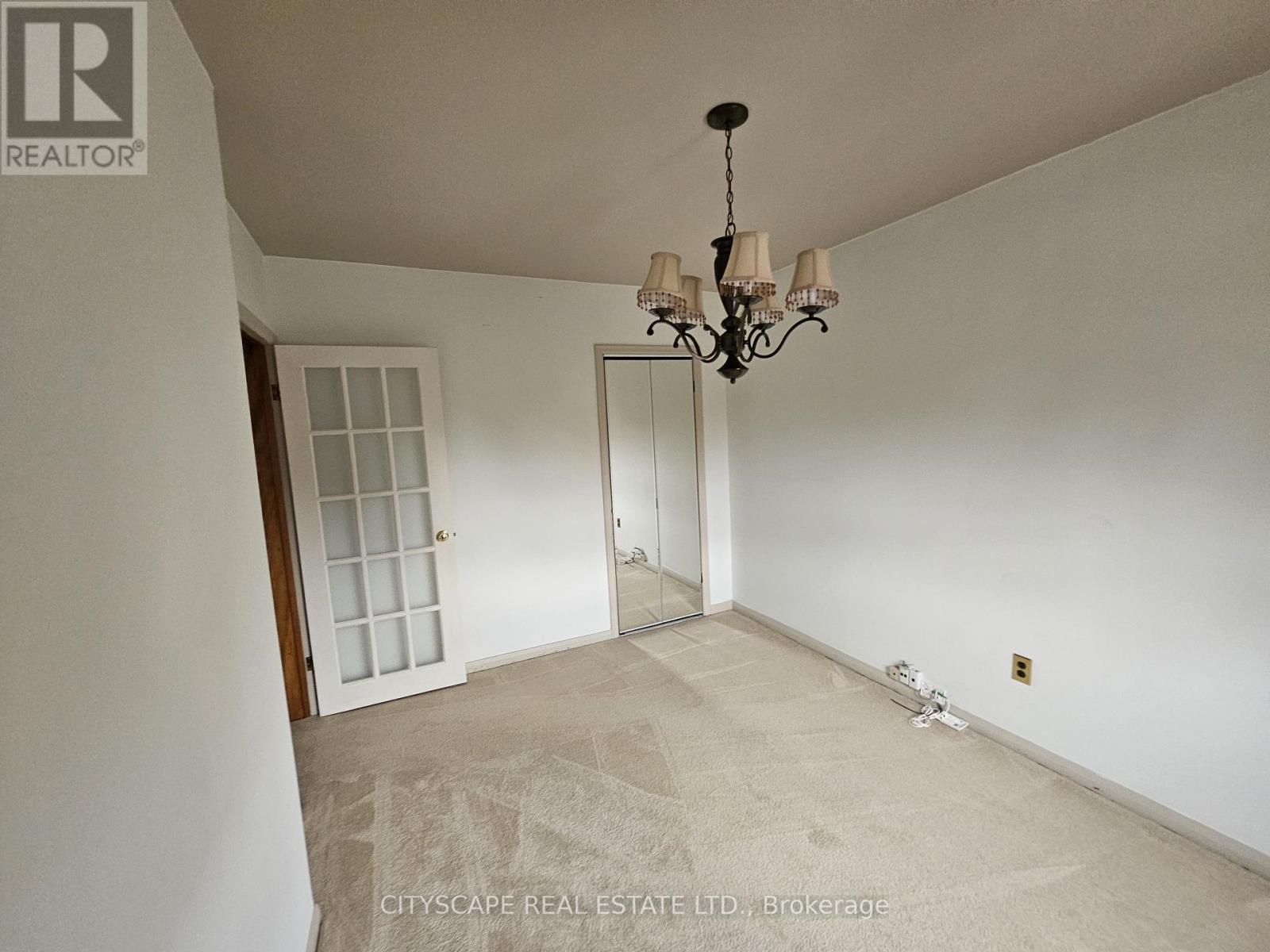 Upper Floor - 49 Algoma Street, Toronto, Ontario  M8Y 1C4 - Photo 20 - W13509910
