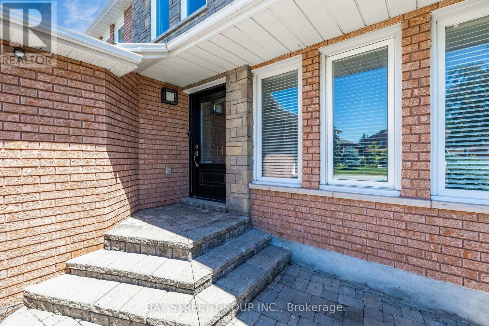 3134 Orleans Road, Mississauga, Ontario  L5L 5L4 - Photo 4 - W13509928