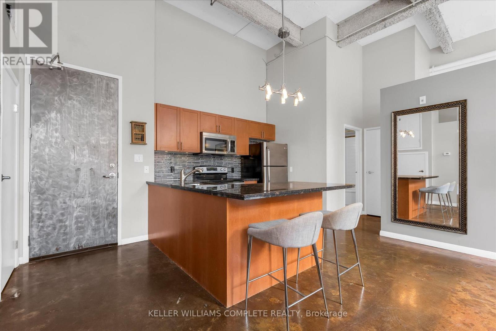 208 - 11 Rebecca Street, Hamilton, Ontario  L8R 3H7 - Photo 4 - X13509920