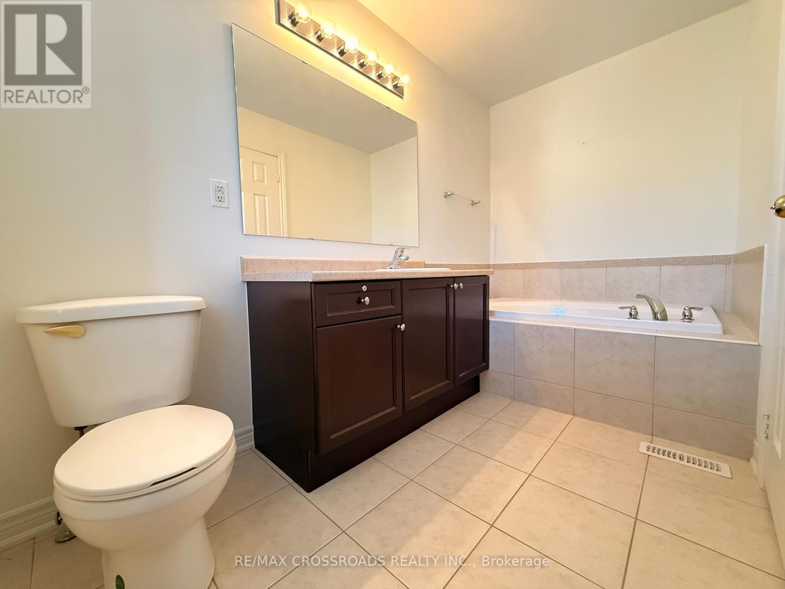 158 Harvest Hills Boulevard, Newmarket, Ontario  L9N 0C1 - Photo 13 - N13509948