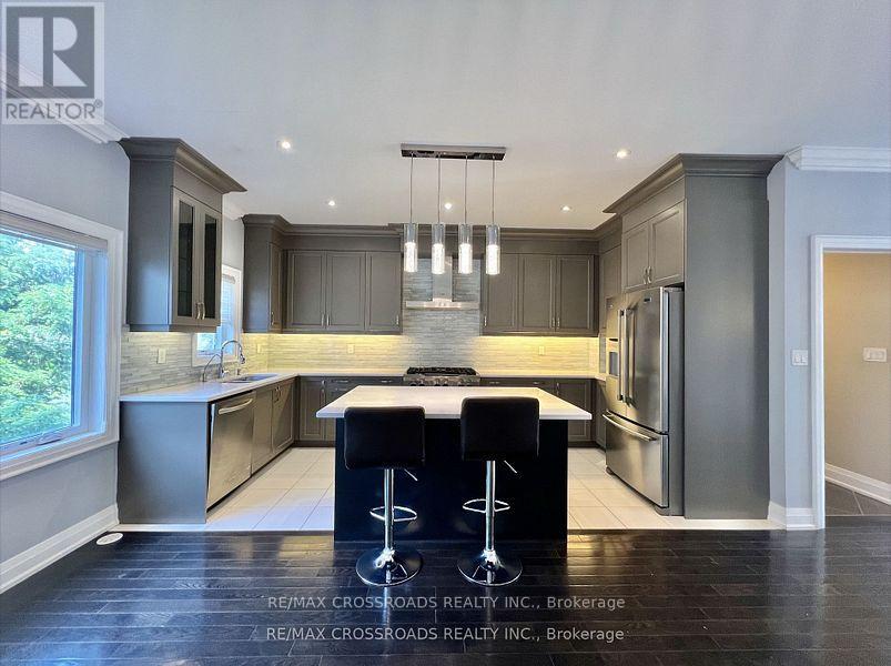 45 Plowman Lane, Richmond Hill, Ontario  L4S 0G4 - Photo 10 - N13509954